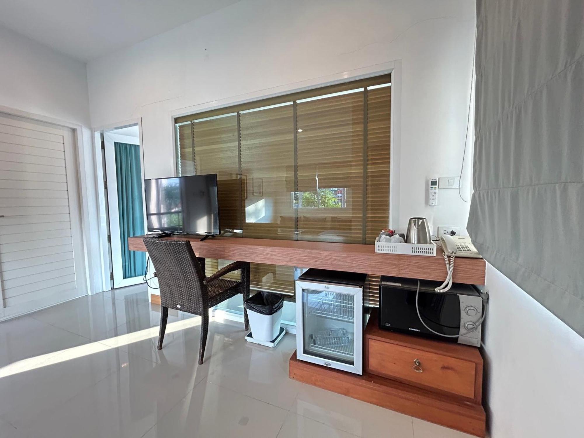 Clear House Resort - Sha Extra Plus Kamala Beach Exterior photo